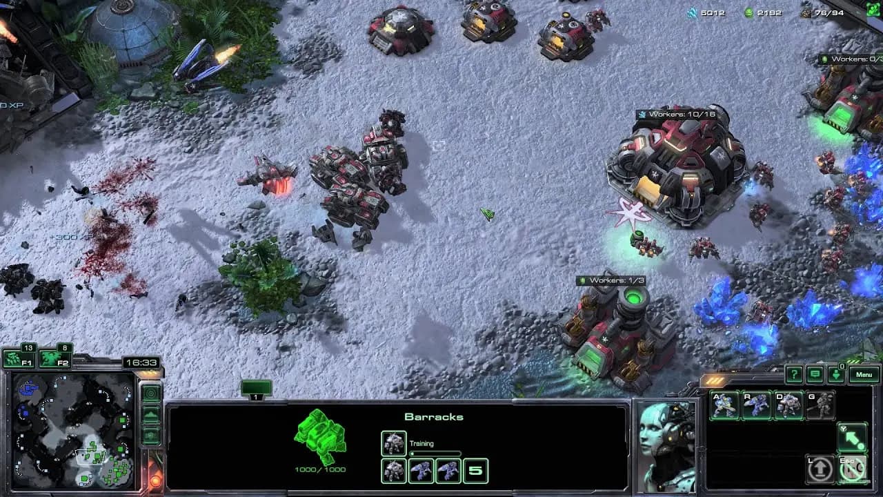 RTS 게임의 실시간 전략 전투 장면